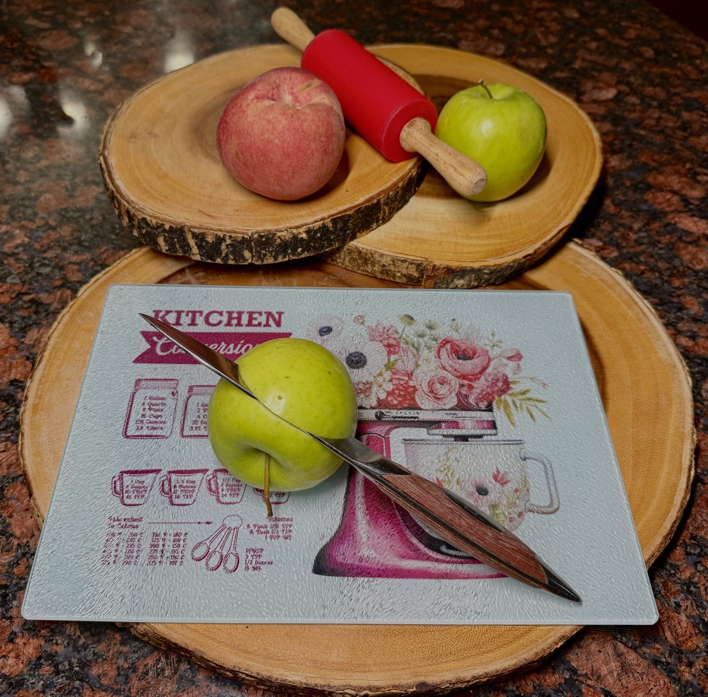 Glass cutting board